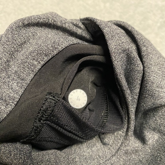 Lululemon On The Fly Pant Womens 4 Heathered Grey Drawstring 28" Inseam Athletic - Picture 5 of 9